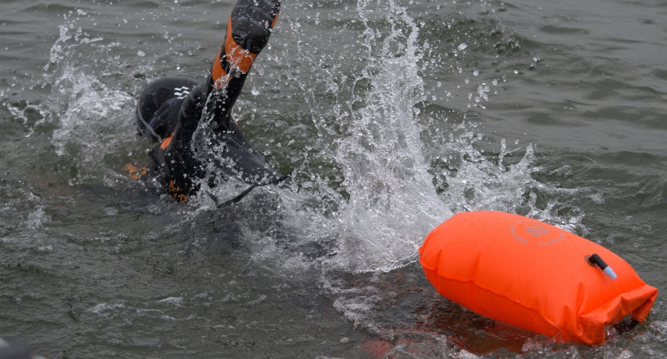 Je zwemboei voor open water zwemmen – Zo maak je hem klaar