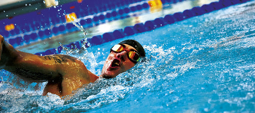 Wie toont zwemmen op tv?