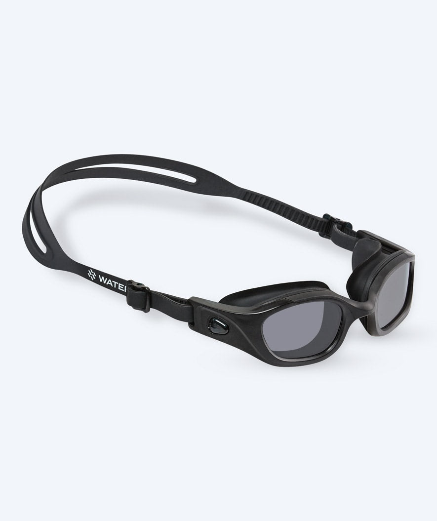 Watery training zwembril - Clyde Active - Zwart (Smoke lens)