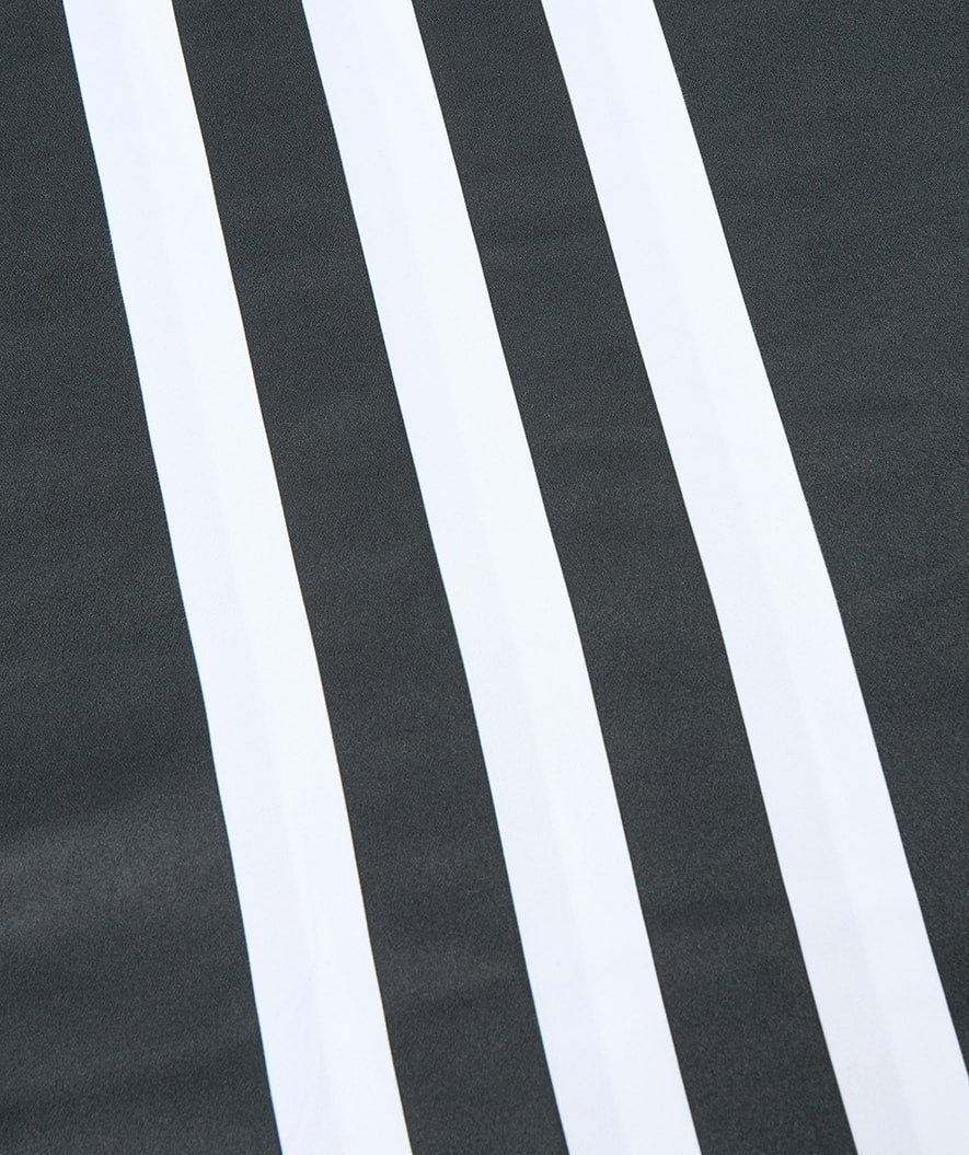 Watery microvezel handdoek - Eco Nebraska Family - Zwart